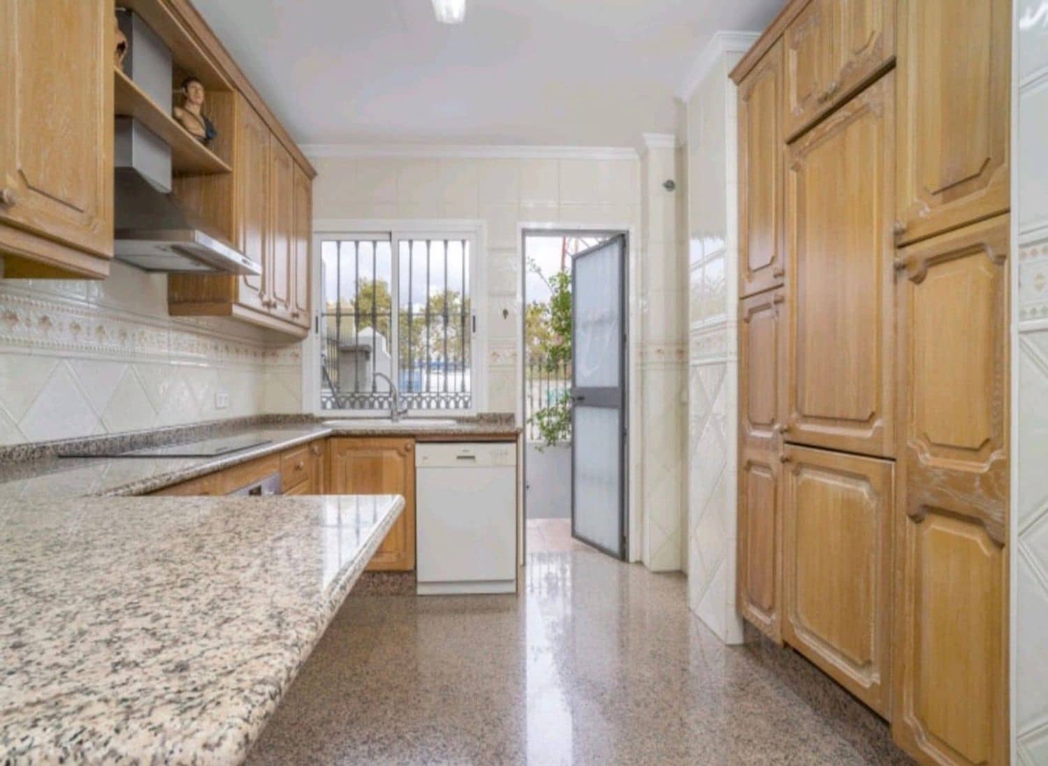 5 camera da letto Villa in vendita in San Pedro de Alcantara - 750.000 € (Rif: 9940775)
