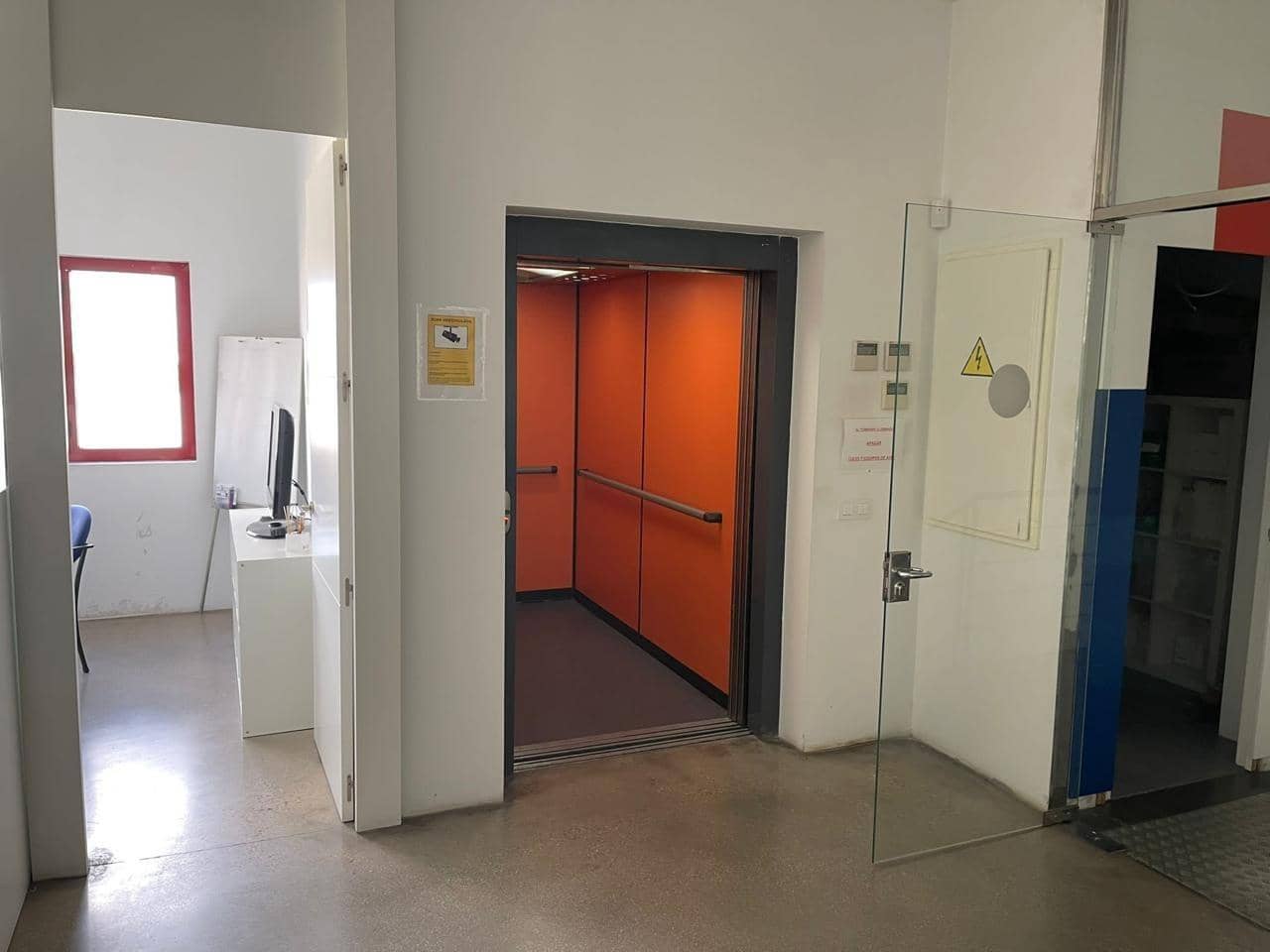 4 soverom Bedrift til salgs i Madrid by - € 515 000 (Ref: 9957960)