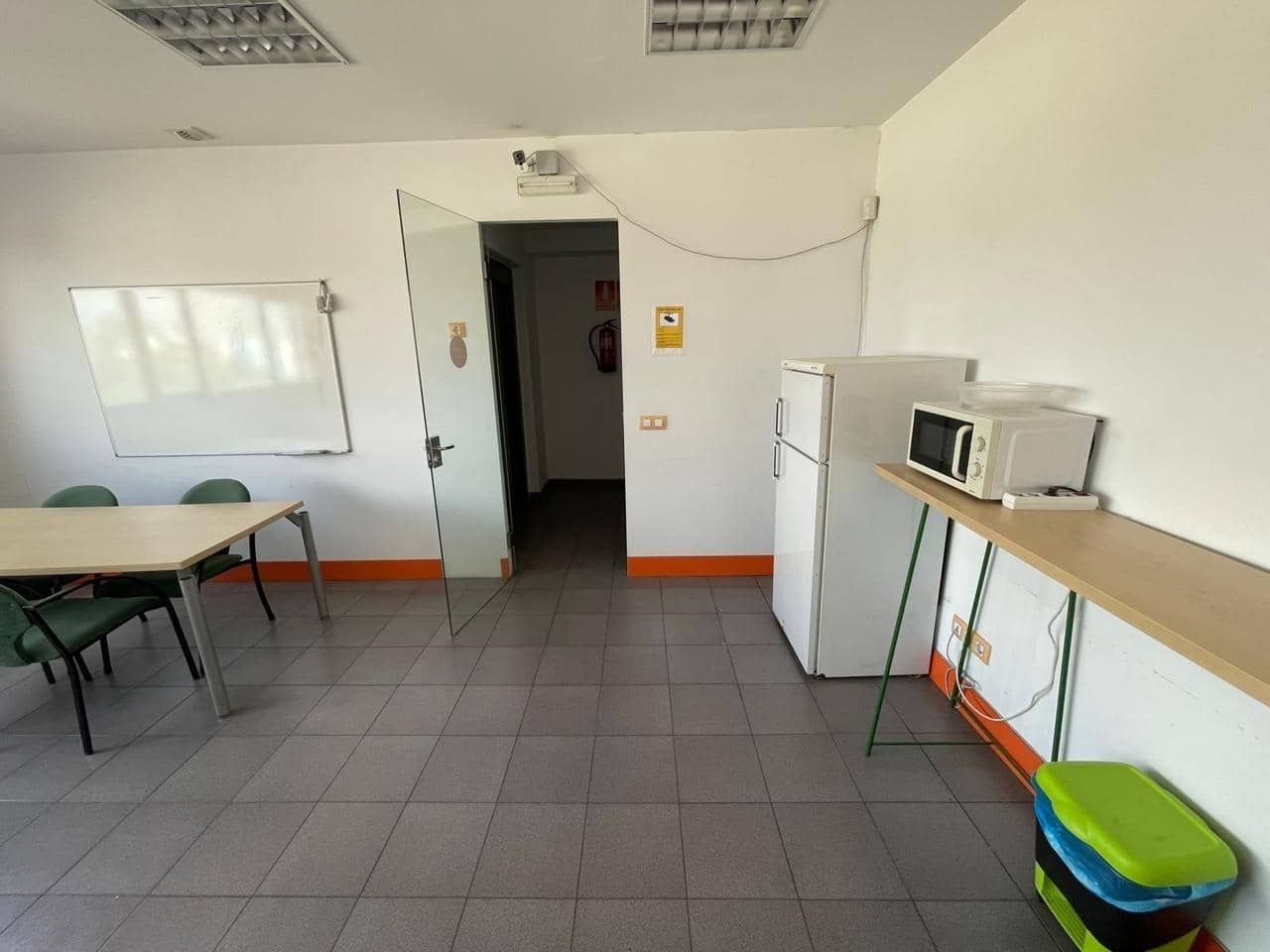 4 soverom Bedrift til salgs i Madrid by - € 515 000 (Ref: 9957960)