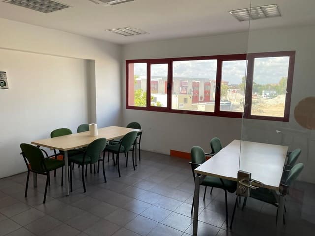 4 soverom Bedrift til salgs i Madrid by - € 515 000 (Ref: 9957960)