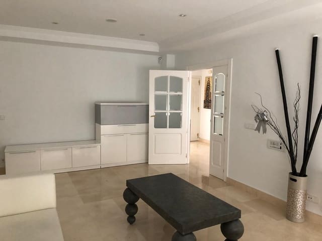 5 soveværelse Villa til salg i Carbajosa de la Sagrada med garage - € 510.000 (Ref: 9962683)
