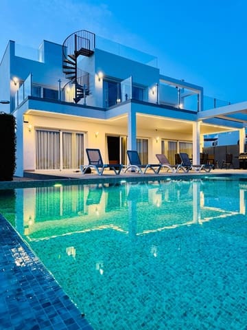 5 sovrum Villa till salu i Cancelada, Estepona med garage - 4 550 000 € (Ref: 9965263)