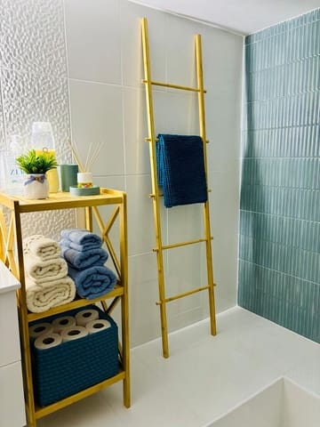 1 quarto Apartamento para arrendar em Marbella - 1 300 € (Ref: 9983004)