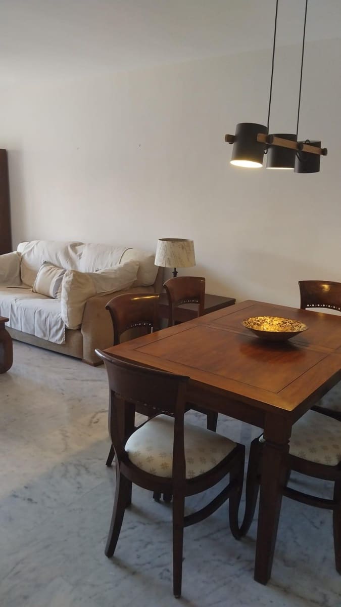 Appartement de 2 chambres à louer à Marbella avec piscine garage - 1 900 € (Ref: 9997117)