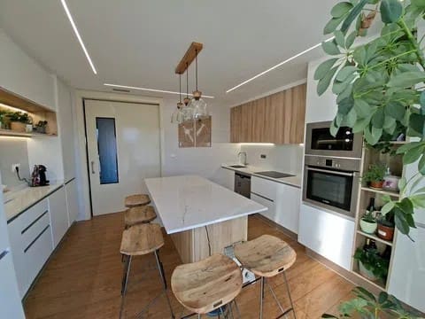 3 slaapkamer Penthouse te koop in Alicante stad met zwembad garage - € 599.999 (Ref: 9778403)