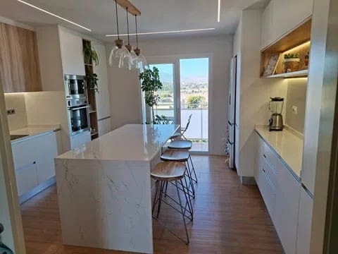 3 slaapkamer Penthouse te koop in Alicante stad met zwembad garage - € 599.999 (Ref: 9778403)