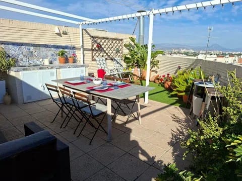 3 slaapkamer Penthouse te koop in Alicante stad met zwembad garage - € 599.999 (Ref: 9778403)