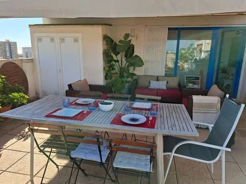 3 slaapkamer Penthouse te koop in Alicante stad met zwembad garage - € 599.999 (Ref: 9778403)