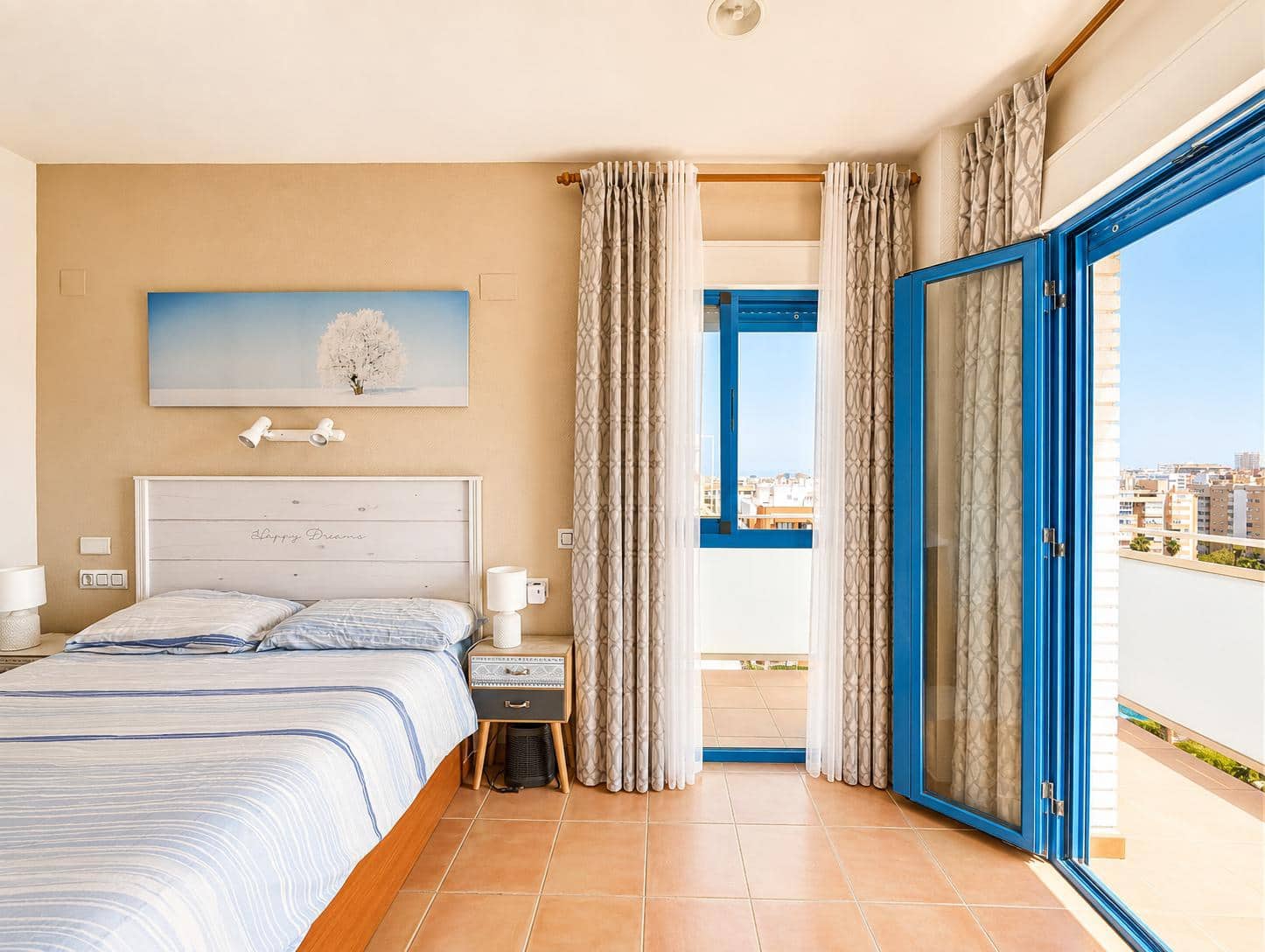 3 bedroom Penthouse for sale in Alicante / Alacant city with pool garage - € 578,000 (Ref: 9778403)