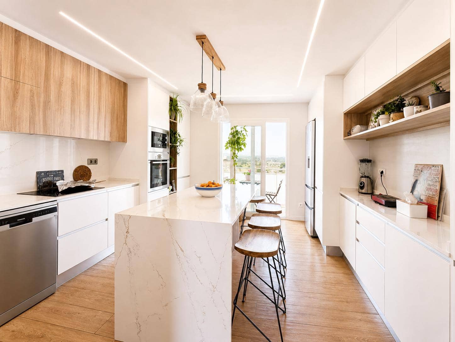 3 bedroom Penthouse for sale in Alicante / Alacant city with pool garage - € 578,000 (Ref: 9778403)