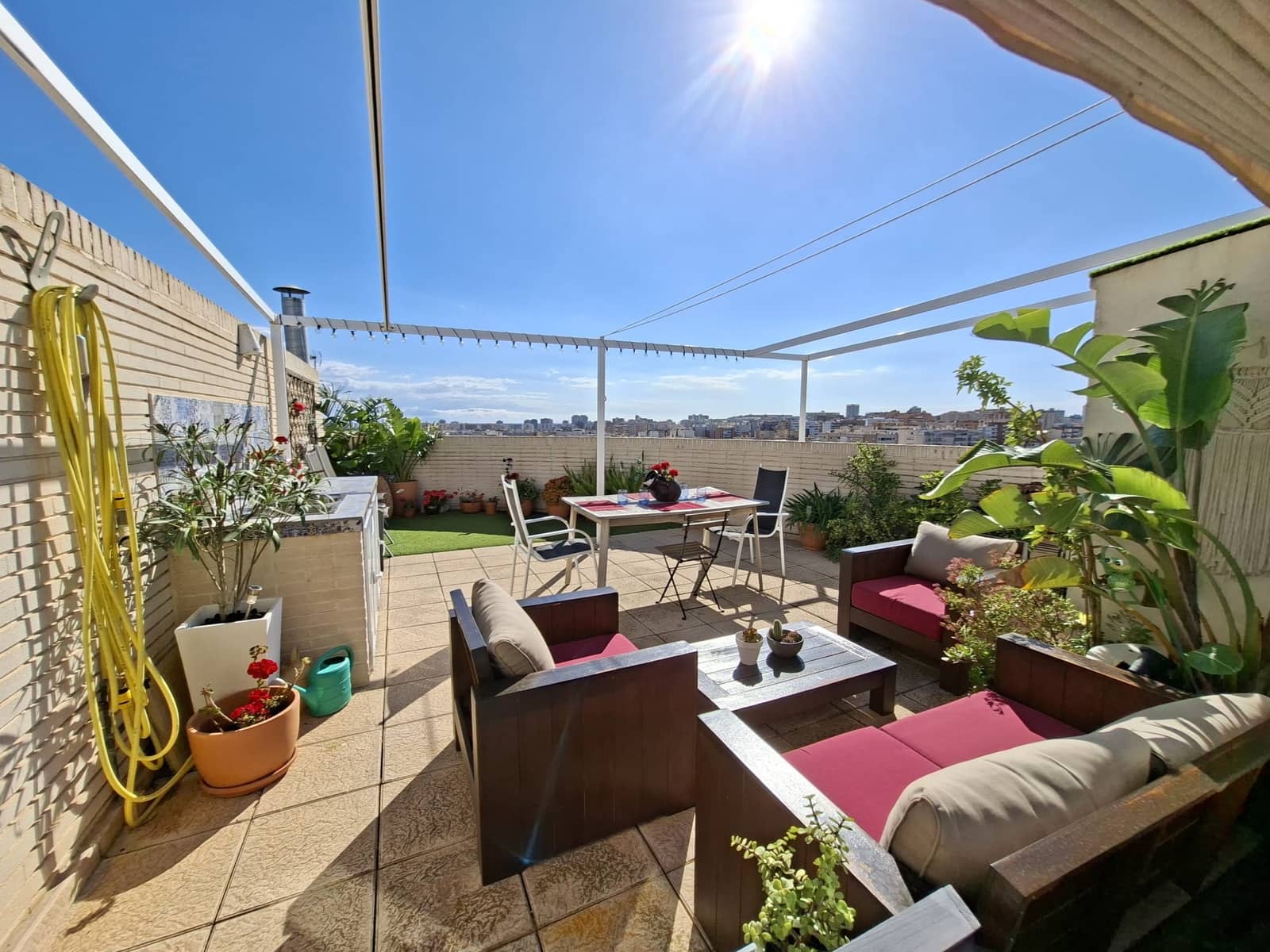 3 bedroom Penthouse for sale in Alicante / Alacant city with pool garage - € 578,000 (Ref: 9778403)