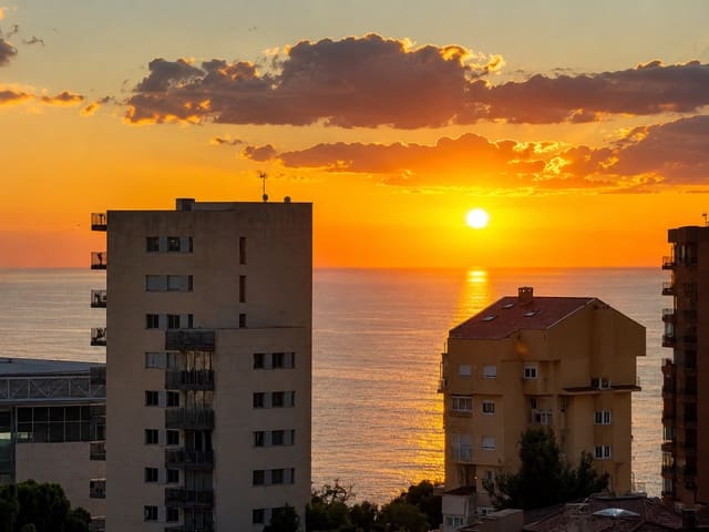3 sypialnia Penthouse na sprzedaż w Albufereta, Miasto Alicante / Alacant z basenem garażem - 566 400 € (Ref: 9778403)