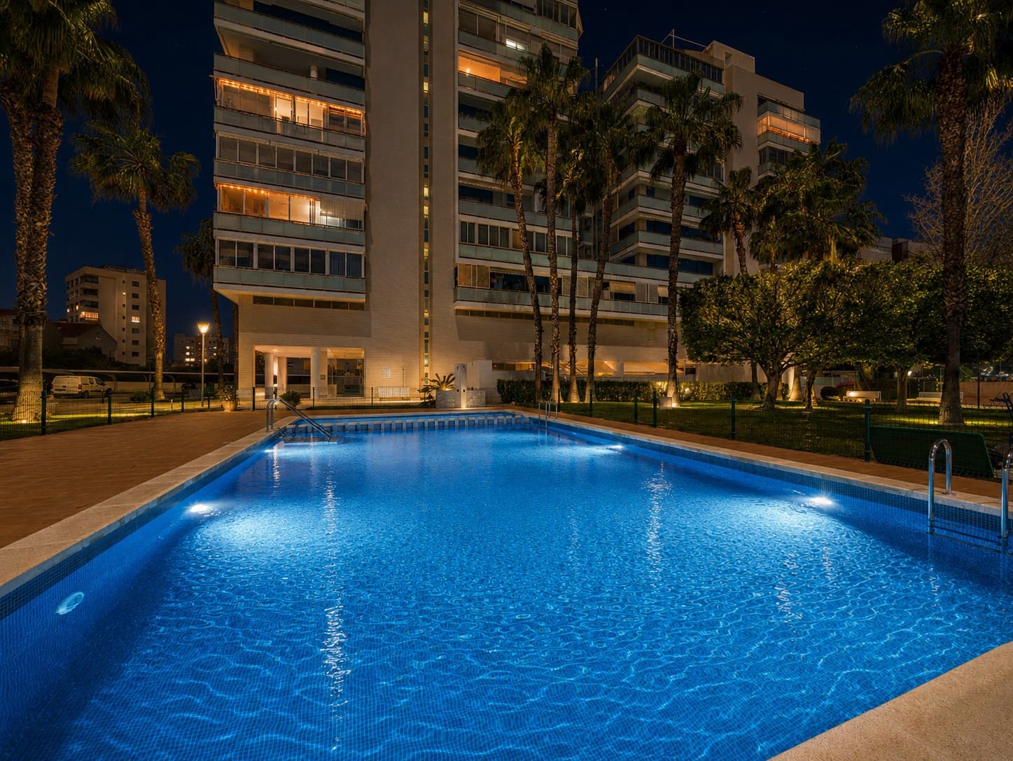 3 chambre Penthouse à vendre à Alicante ville avec piscine garage - 554 997 € (Ref: 9778403)