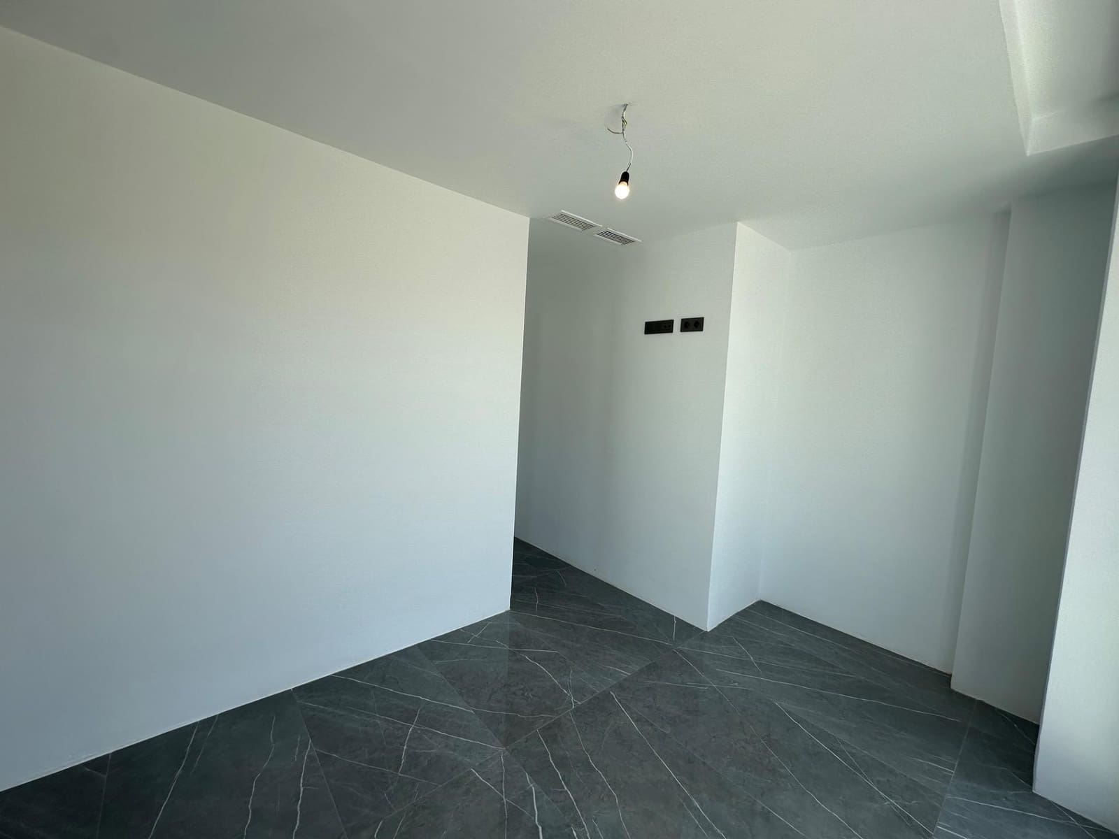 2 bedroom Apartment for sale in Benalmadena with pool garage - € 570,000 (Ref: 9784145)