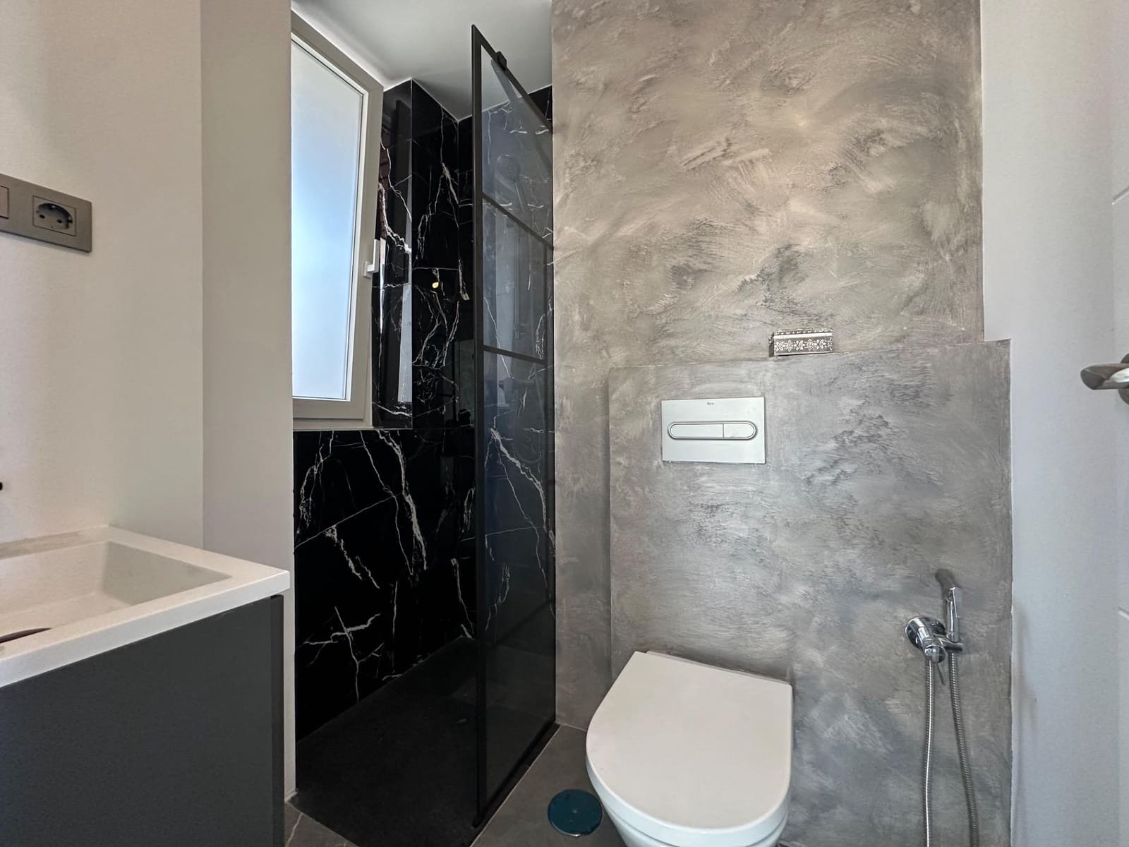 2 bedroom Apartment for sale in Benalmadena with pool garage - € 570,000 (Ref: 9784145)