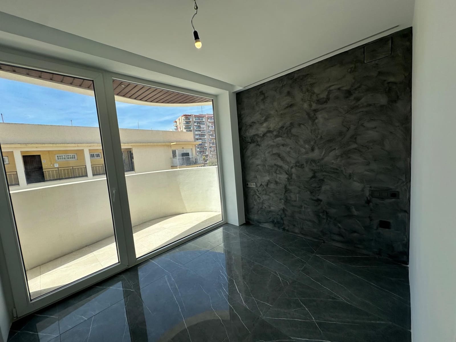 2 bedroom Apartment for sale in Benalmadena with pool garage - € 570,000 (Ref: 9784145)