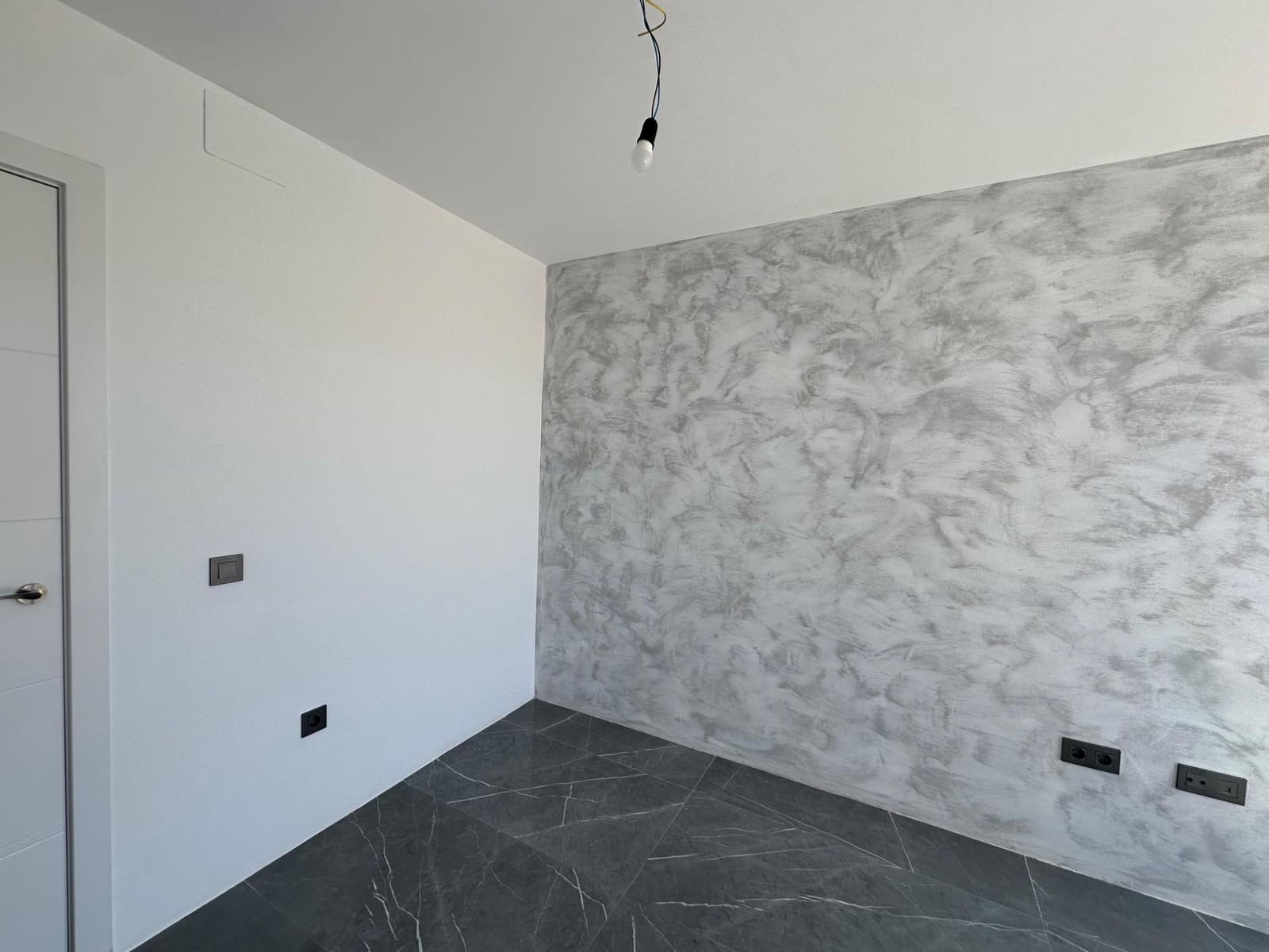 2 bedroom Apartment for sale in Benalmadena with pool garage - € 570,000 (Ref: 9784145)