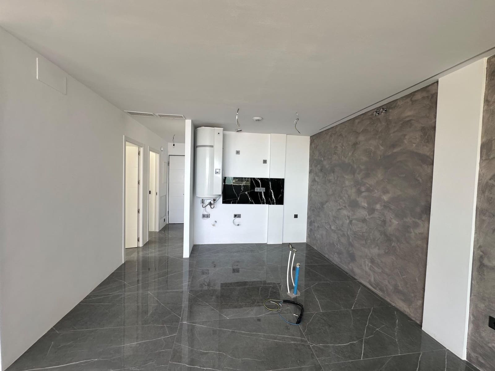 2 bedroom Apartment for sale in Benalmadena with pool garage - € 570,000 (Ref: 9784145)