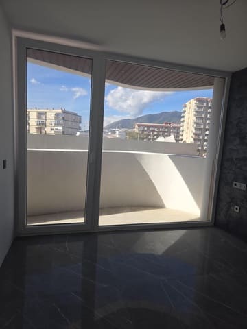 2 sovrum Takvåning till salu i Benalmádena med garage - 770 000 € (Ref: 9784146)