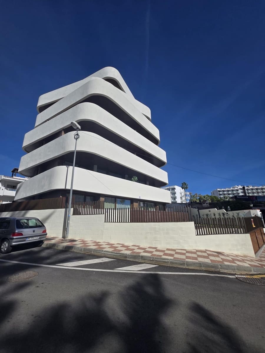 2 sovrum Takvåning till salu i Benalmadena med garage - 770 000 € (Ref: 9784146)