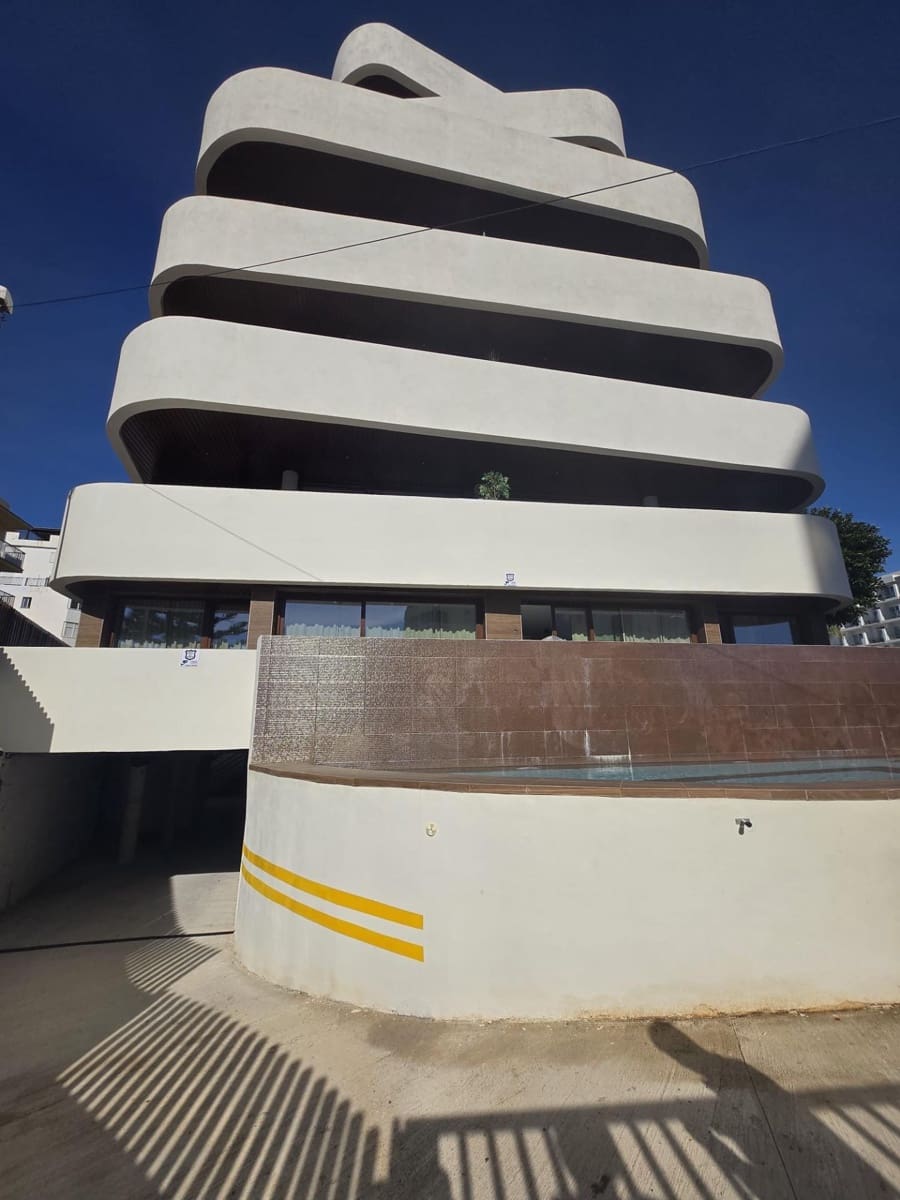 2 sovrum Takvåning till salu i Benalmadena med garage - 770 000 € (Ref: 9784146)