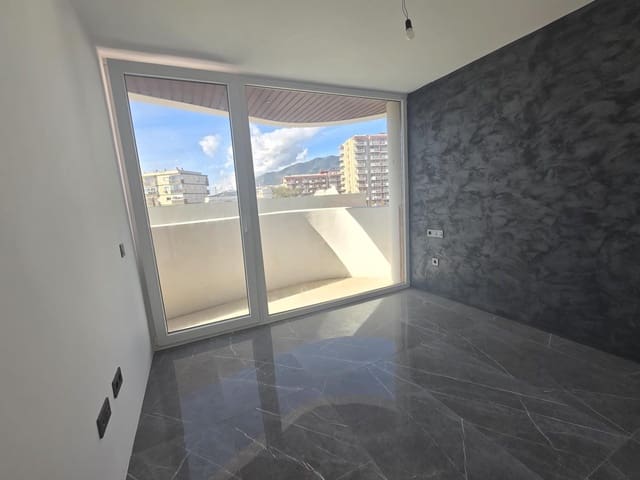 2 sovrum Takvåning till salu i Benalmádena med garage - 770 000 € (Ref: 9784146)