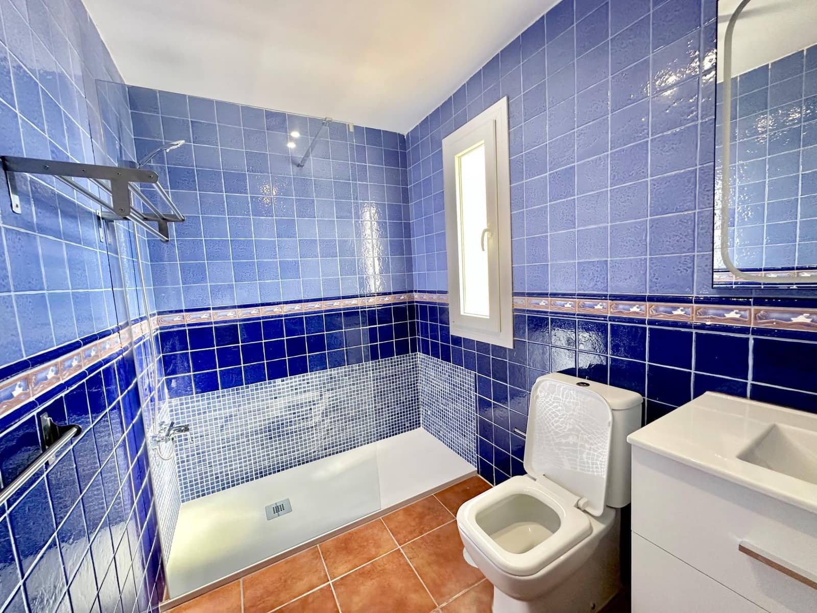 4 slaapkamer Rijtjeshuis te koop in Fuengirola met zwembad - € 470.000 (Ref: 9784148)