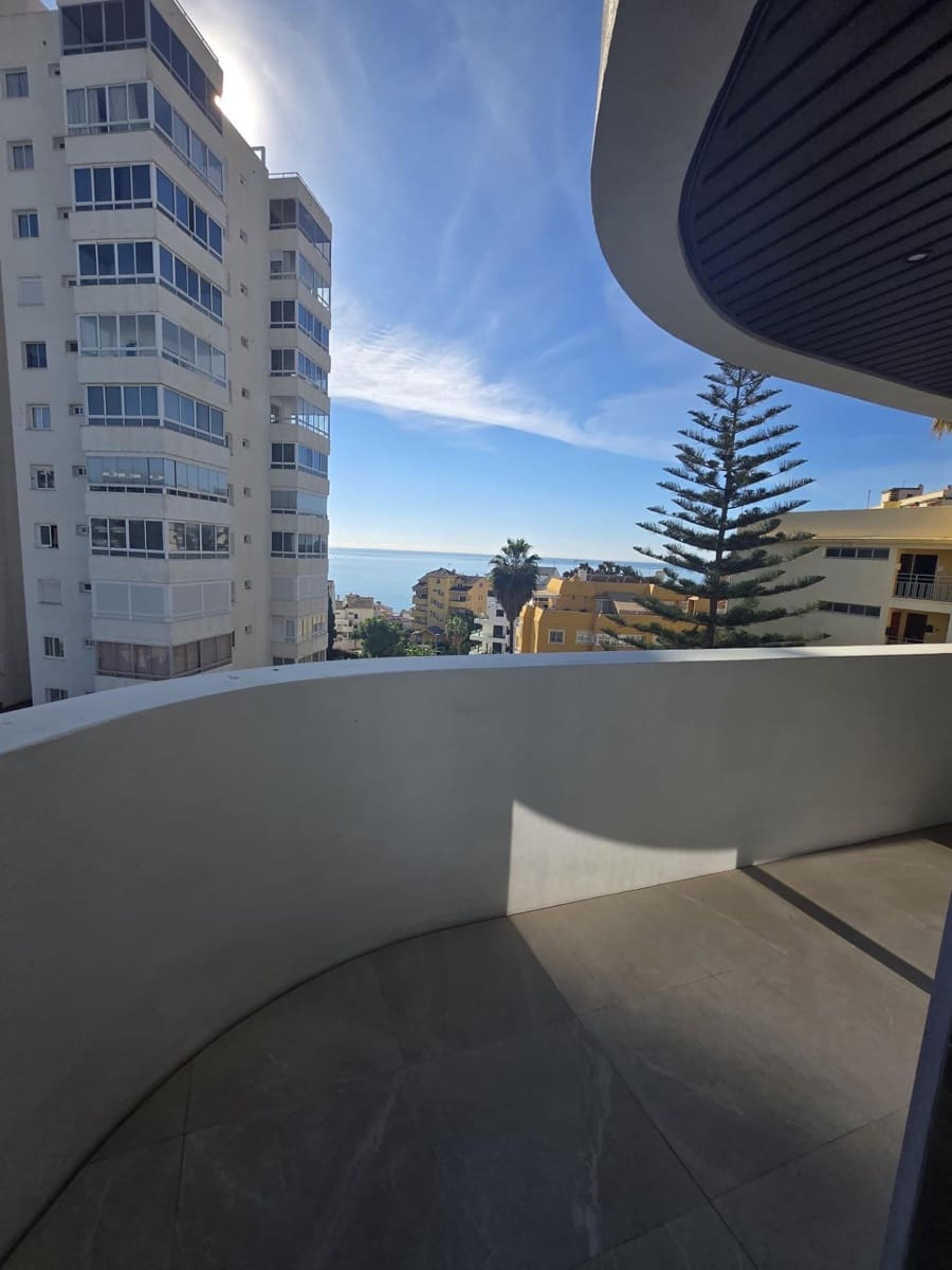 2 soveværelse Lejlighed til salg i Benalmadena med swimmingpool garage - € 550.000 (Ref: 9784150)