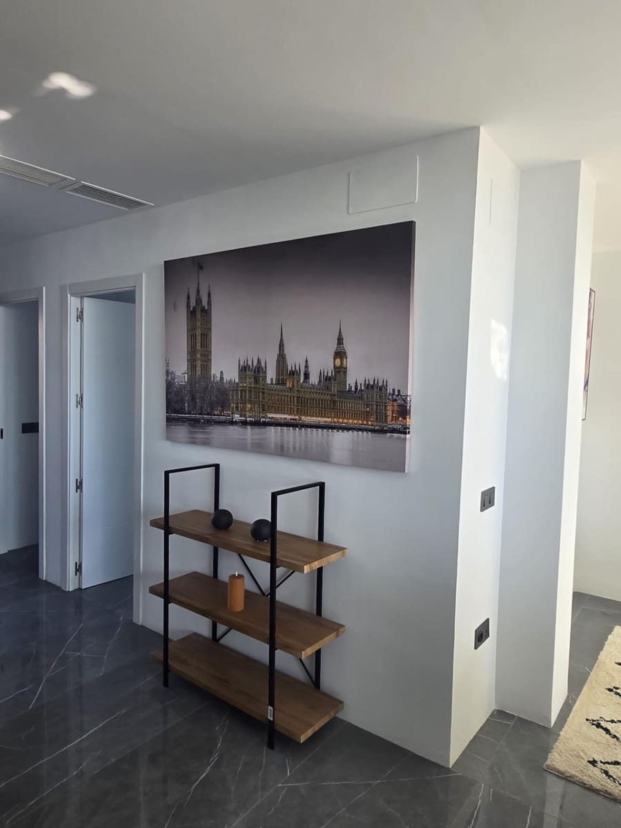 2 soveværelse Lejlighed til salg i Benalmadena med swimmingpool garage - € 550.000 (Ref: 9784150)