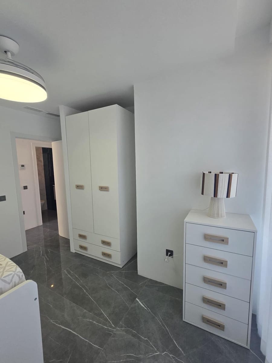 2 soveværelse Lejlighed til salg i Benalmadena med swimmingpool garage - € 550.000 (Ref: 9784150)