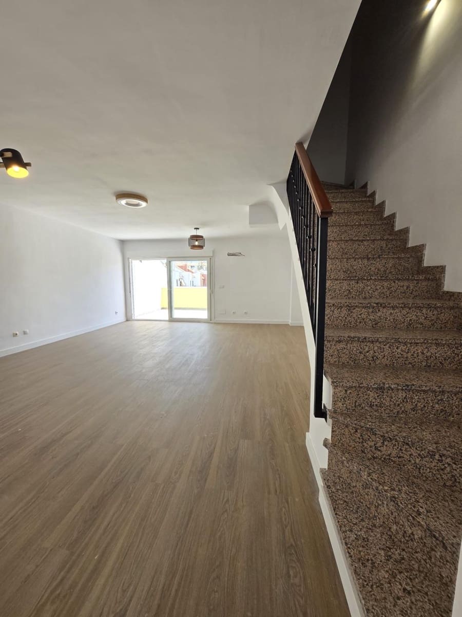 4 bedroom Terraced Villa for sale in Fuengirola with pool garage - € 540,000 (Ref: 9927653)