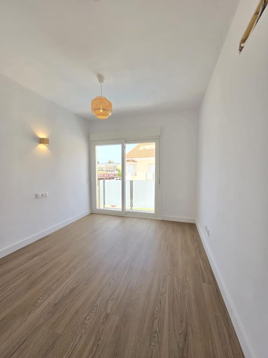 4 bedroom Terraced Villa for sale in Fuengirola with pool garage - € 540,000 (Ref: 9927653)