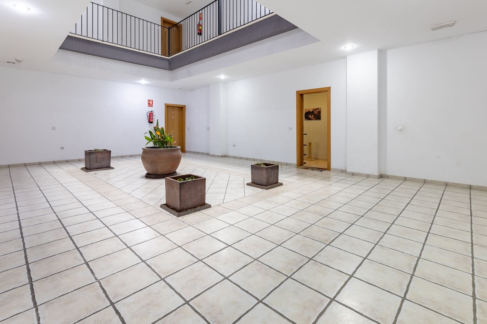 2 bedroom Apartment for sale in Meliana with garage - € 229,000 (Ref: 9844337)