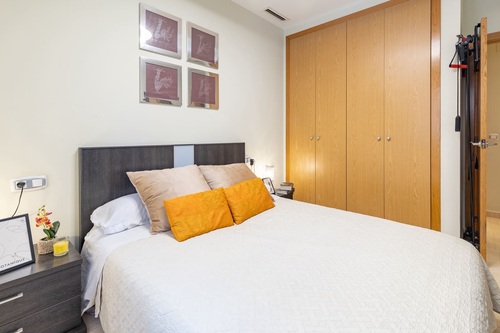 2 bedroom Apartment for sale in Meliana with garage - € 229,000 (Ref: 9844337)
