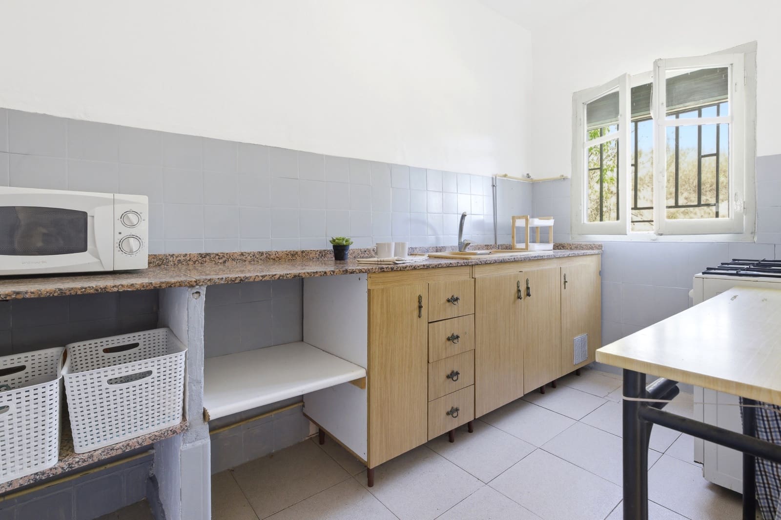 Casa de 2 habitaciones en Gestalgar en venta con garaje - 84.000 € (Ref: 9914734)