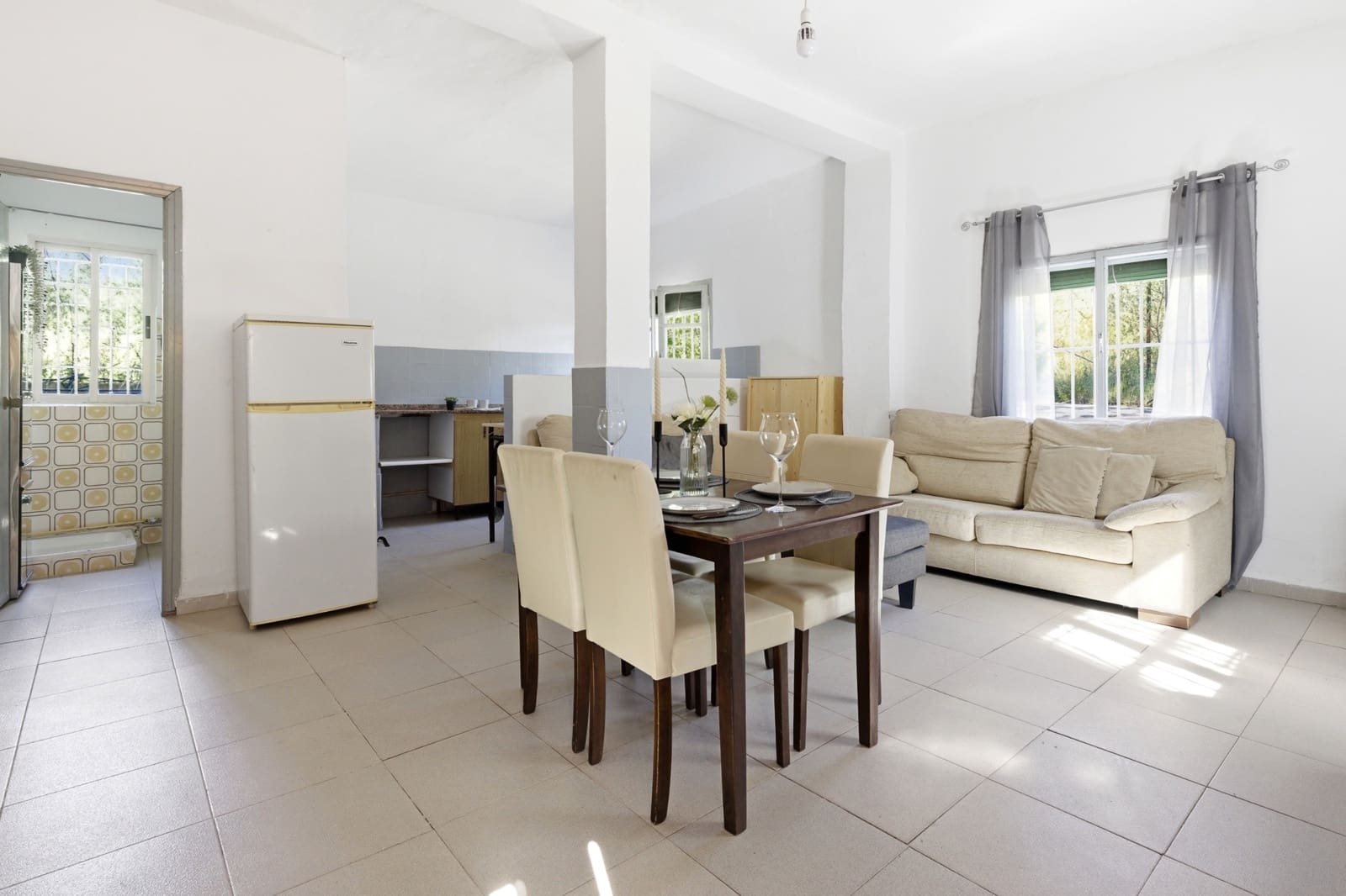 Casa de 2 habitaciones en Gestalgar en venta con garaje - 84.000 € (Ref: 9914734)