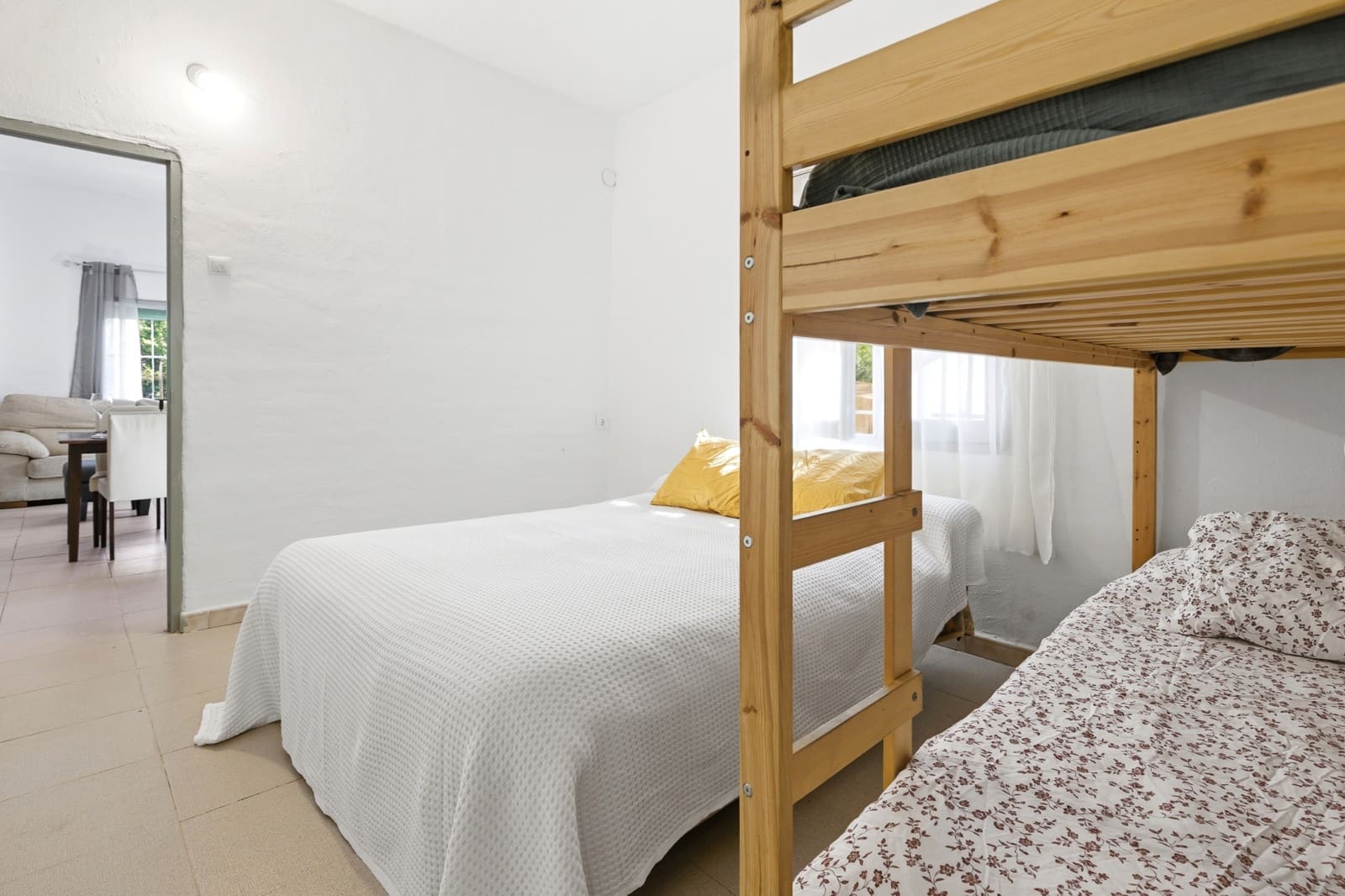 Casa de 2 habitaciones en Gestalgar en venta con garaje - 84.000 € (Ref: 9914734)