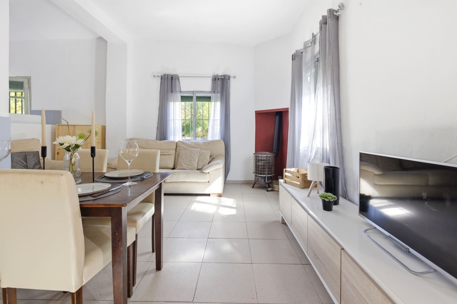 Casa de 2 habitaciones en Gestalgar en venta con garaje - 84.000 € (Ref: 9914734)
