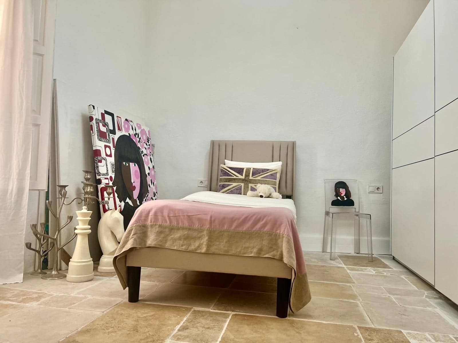 3 bedroom Terraced Villa for sale in Gilet with pool - € 280,000 (Ref: 9984042)