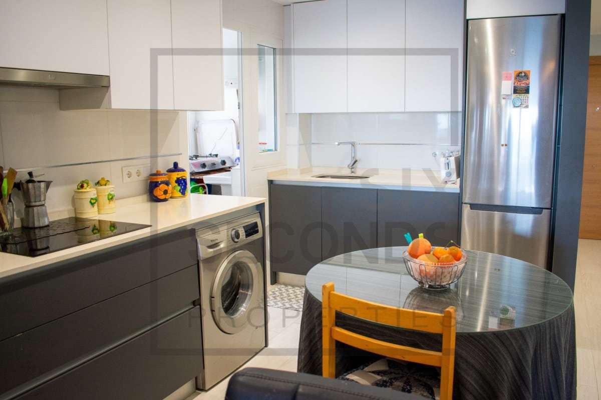 3 quarto Apartamento para venda em Torrevieja com piscina - 325 000 € (Ref: 9946586)
