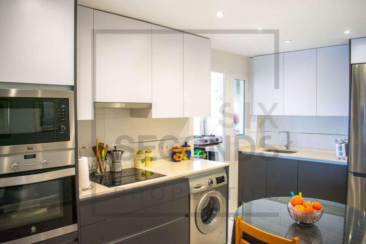 3 quarto Apartamento para venda em Torrevieja com piscina - 325 000 € (Ref: 9946586)