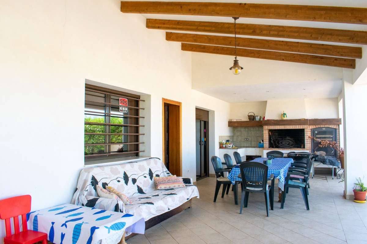 3 quarto Moradia para venda em El Raso com piscina - 590 000 € (Ref: 9946587)