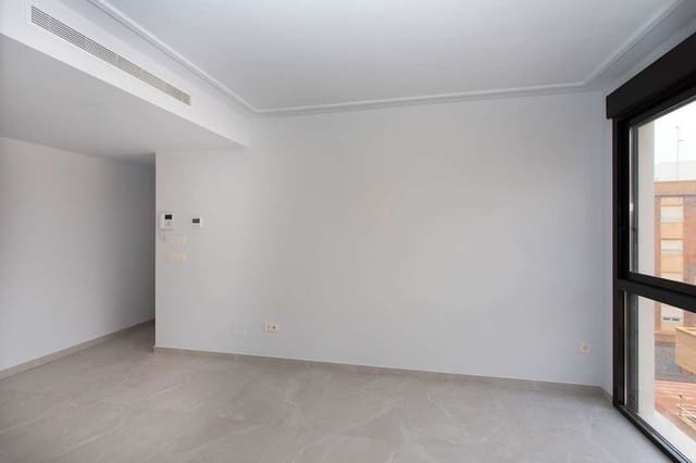 2 Zimmer Apartment zu verkaufen in Las Piscinas Naturales, Torrevieja mit Pool - 280.000 € (Ref: 9946589)