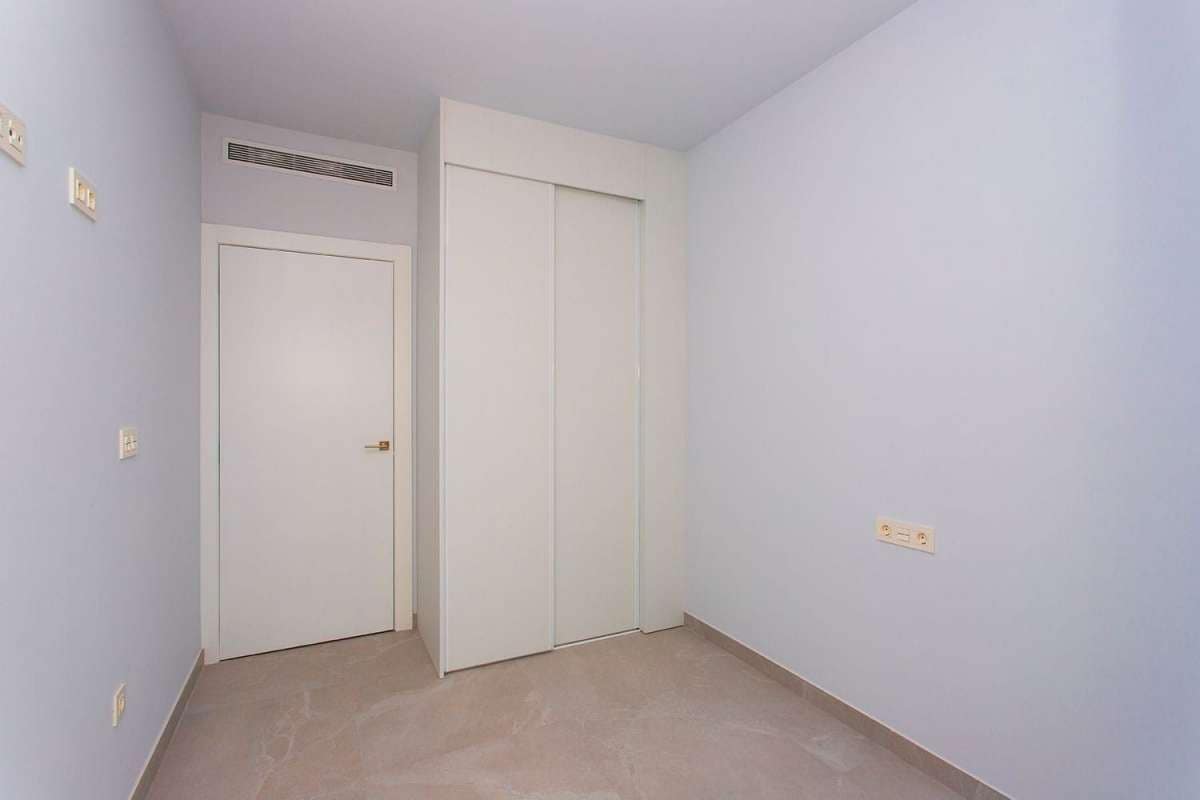 2 camera da letto Appartamento in vendita in Torrevieja con piscina - 280.000 € (Rif: 9946589)