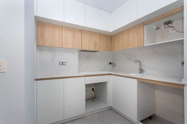 2 Zimmer Apartment zu verkaufen in Las Piscinas Naturales, Torrevieja mit Pool - 280.000 € (Ref: 9946589)