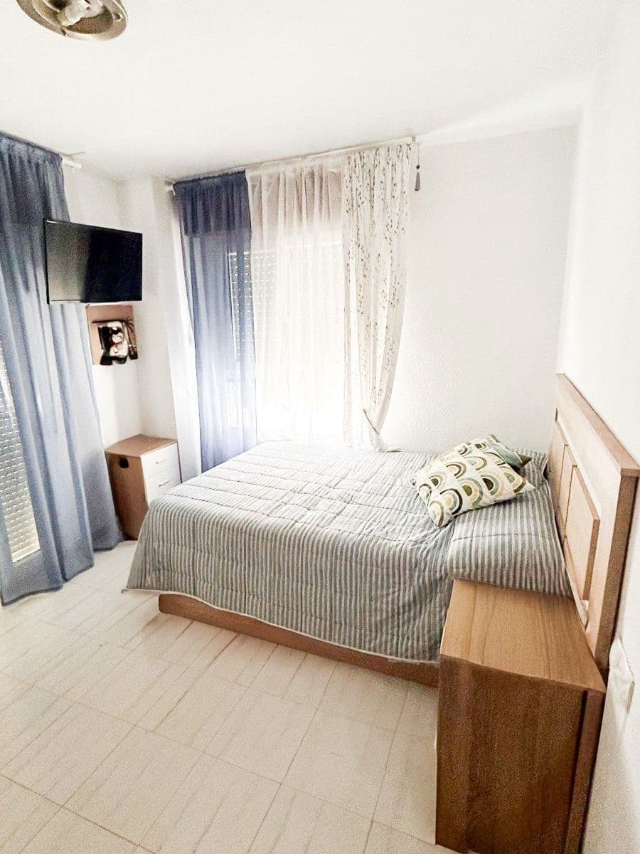 3 soveværelse Lejlighed til salg i Torrevieja med swimmingpool - € 230.500 (Ref: 9946592)