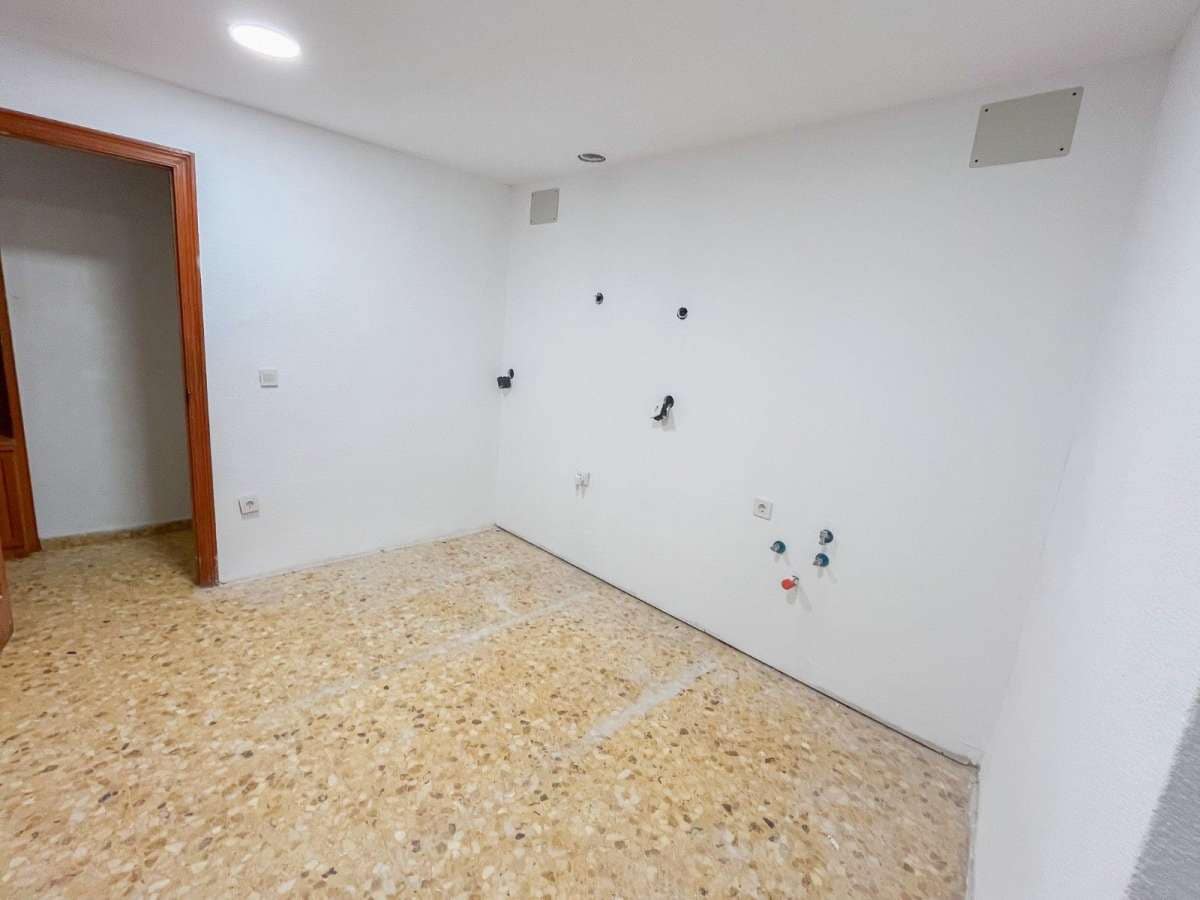 Apartamento de 2 habitaciones en Alicante / Alacant ciudad en venta con piscina - 480.000 € (Ref: 9946597)