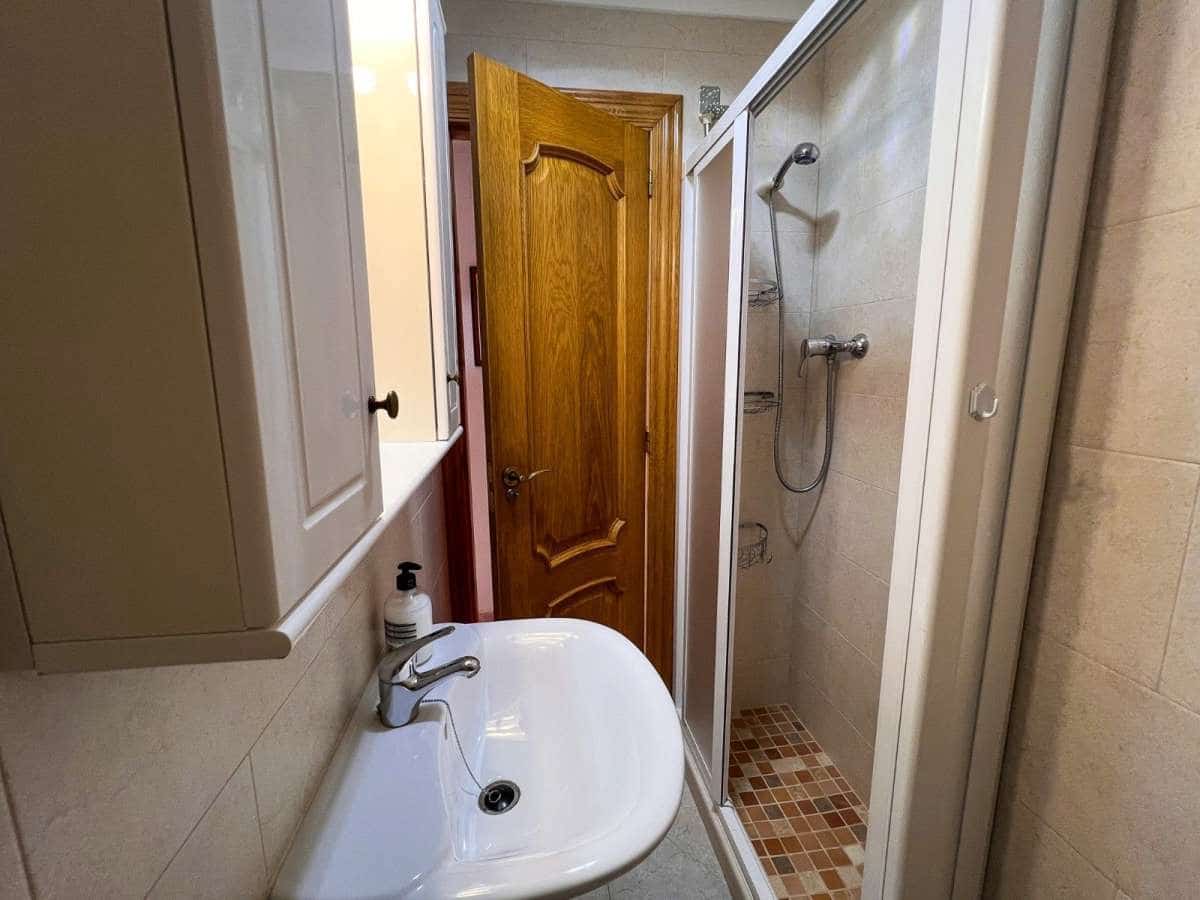 4 quarto Apartamento para venda em Torrevieja com piscina - 350 000 € (Ref: 9946602)