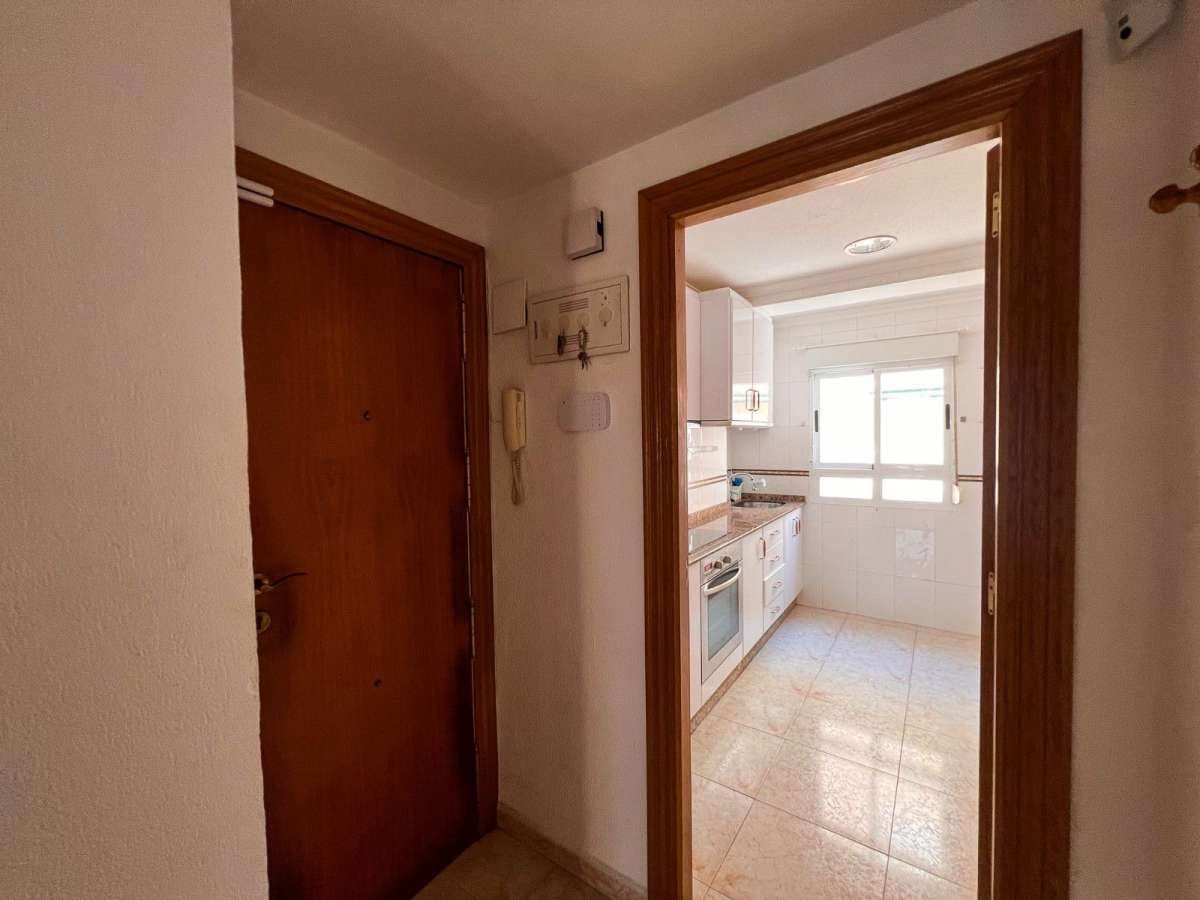 4 quarto Apartamento para venda em Torrevieja com piscina - 350 000 € (Ref: 9946602)