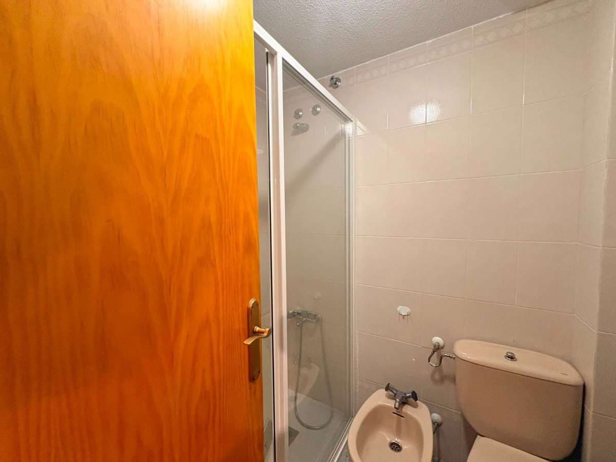 3 bedroom Apartment for sale in Guardamar del Segura with pool - € 189,000 (Ref: 9946606)